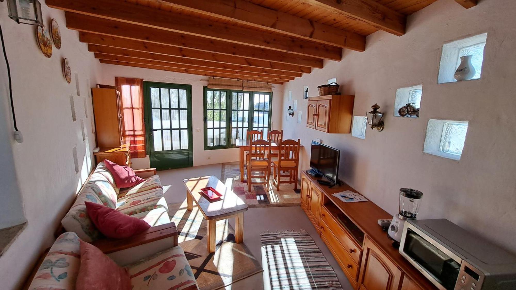Captivating 2-Bedroom House 'Pajar' Finca Vistamar Salobre  Exterior photo